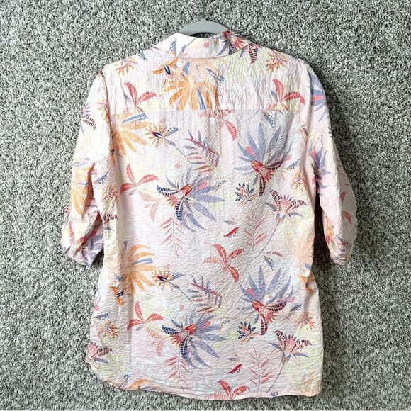 Foxcroft Top Women’s 8 Tamara Pink Strawberry Paradise Roll Tab Seersucker NWT - Picture 5 of 7